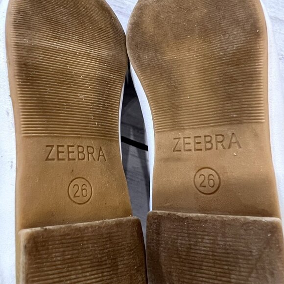 Zeebra White Mary-Janes - Picture 8 of 11
